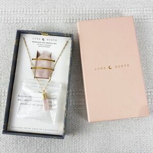 🆕 LUNA NORTE Rose Quartz Necklace & Crystal Set